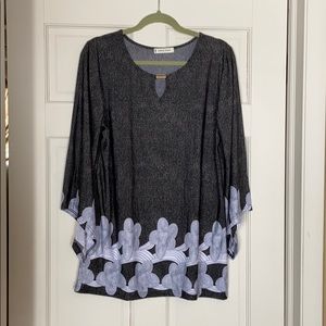 Pull over tunic blouse.